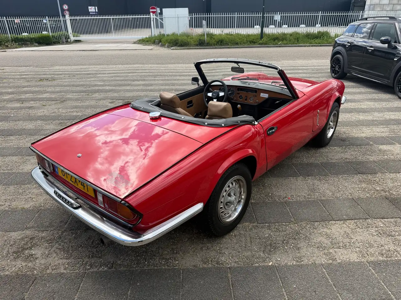 Triumph Spitfire 1500 Soft Top body off gerestaureerd, foto 11