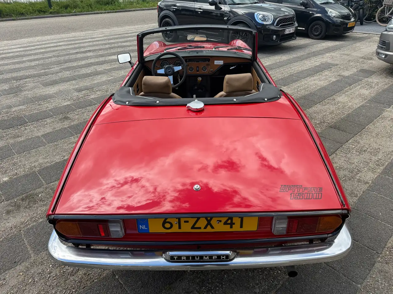 Triumph Spitfire 1500 Soft Top body off gerestaureerd, foto 4