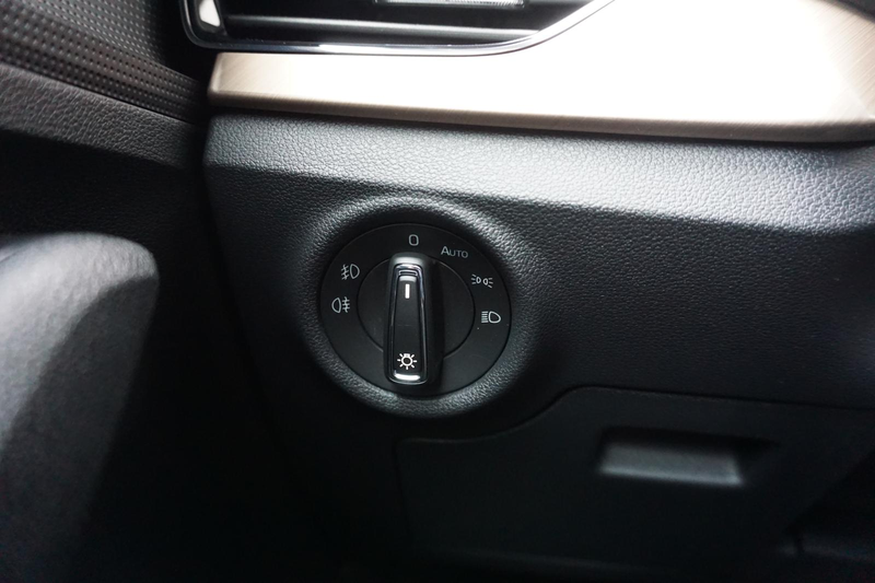 Skoda Scala 1.0TSI Style Navi/MirrorLink LED Kamera — photo 17