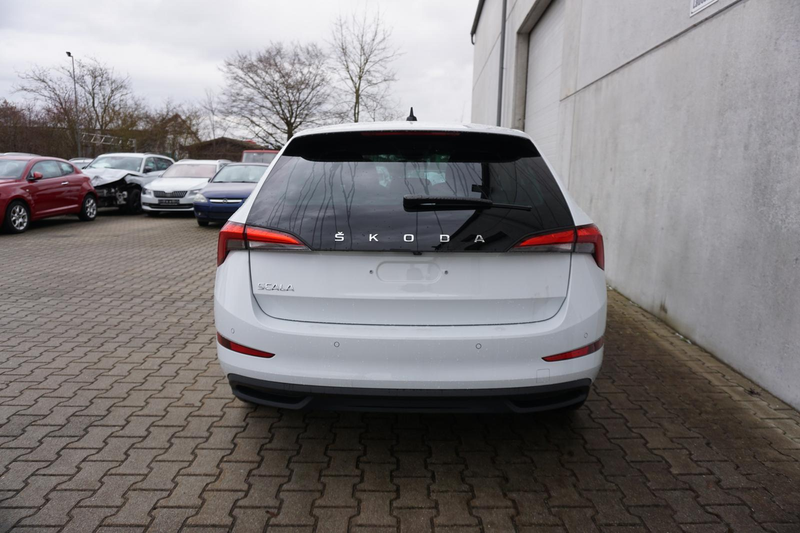 Skoda Scala 1.0TSI Style Navi/MirrorLink LED Kamera — photo 7