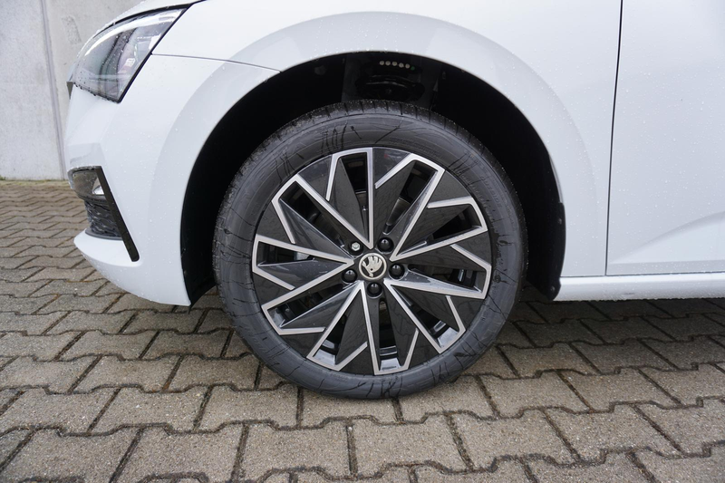 Skoda Scala 1.0TSI Style Navi/MirrorLink LED Kamera — photo 3