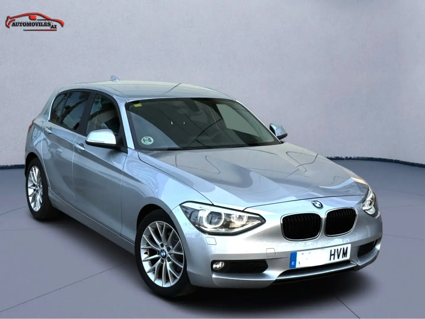 BMW 118 118dA Essential Plus Edition Gris - 2