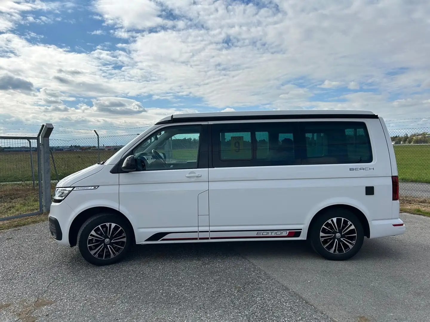 Volkswagen T6 California California Beach Edition Camper 2,0 TDI DSG Weiß - 2