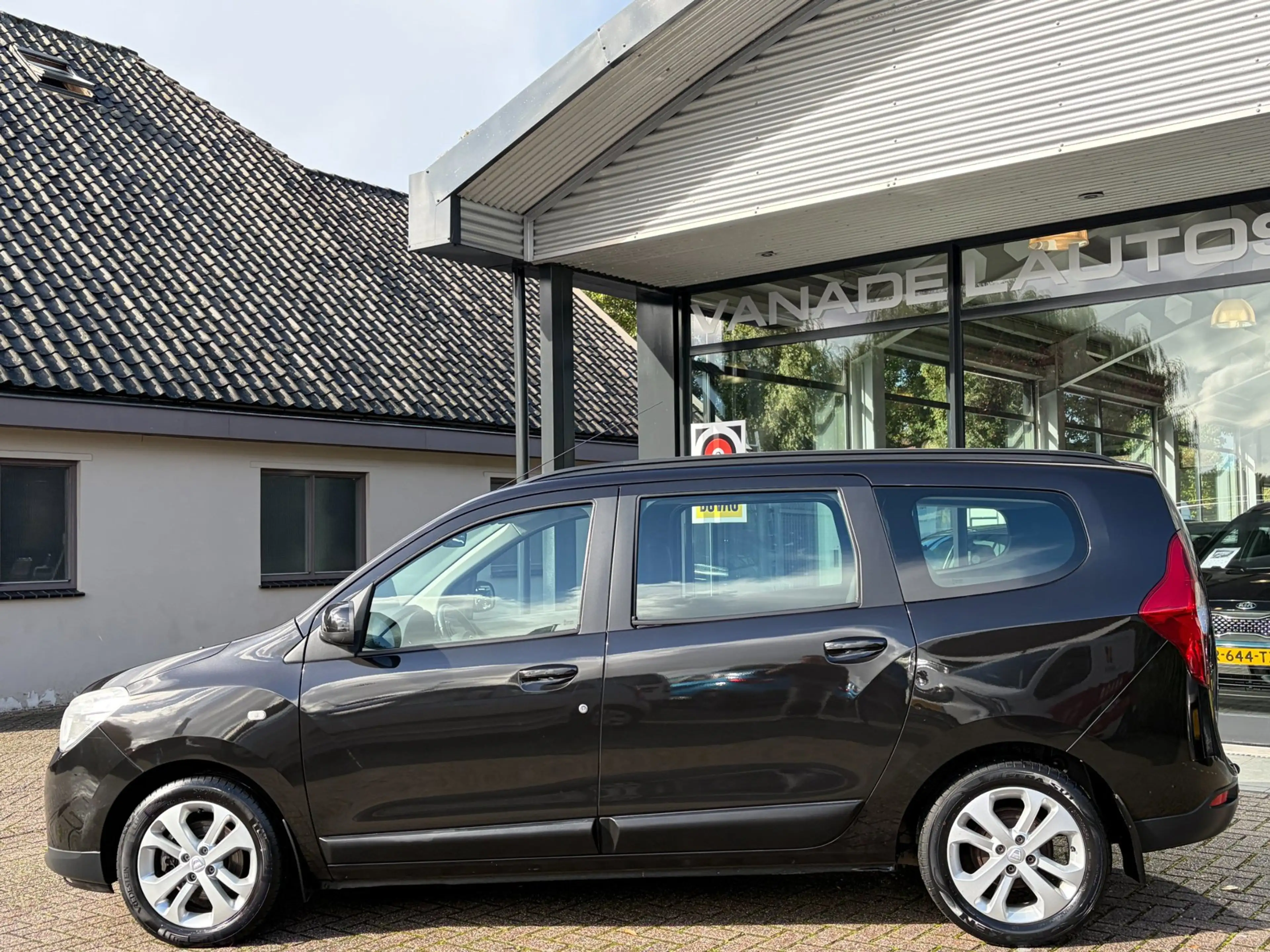 Dacia Lodgy 1.2 TCe Prestige Navi Airco Cruise Park.Sens NL-Au — photo 2