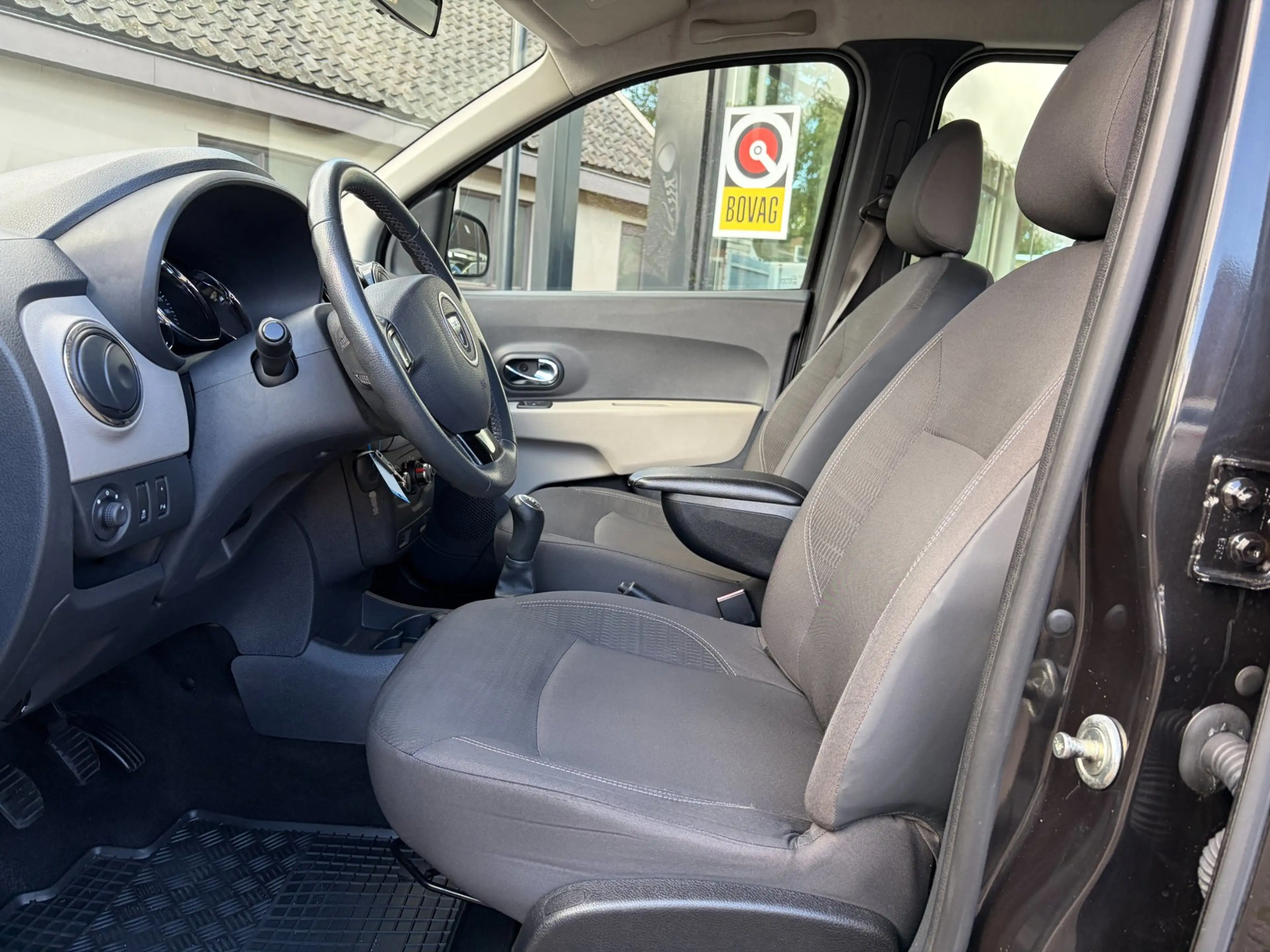 Dacia Lodgy 1.2 TCe Prestige Navi Airco Cruise Park.Sens NL-Au — photo 13