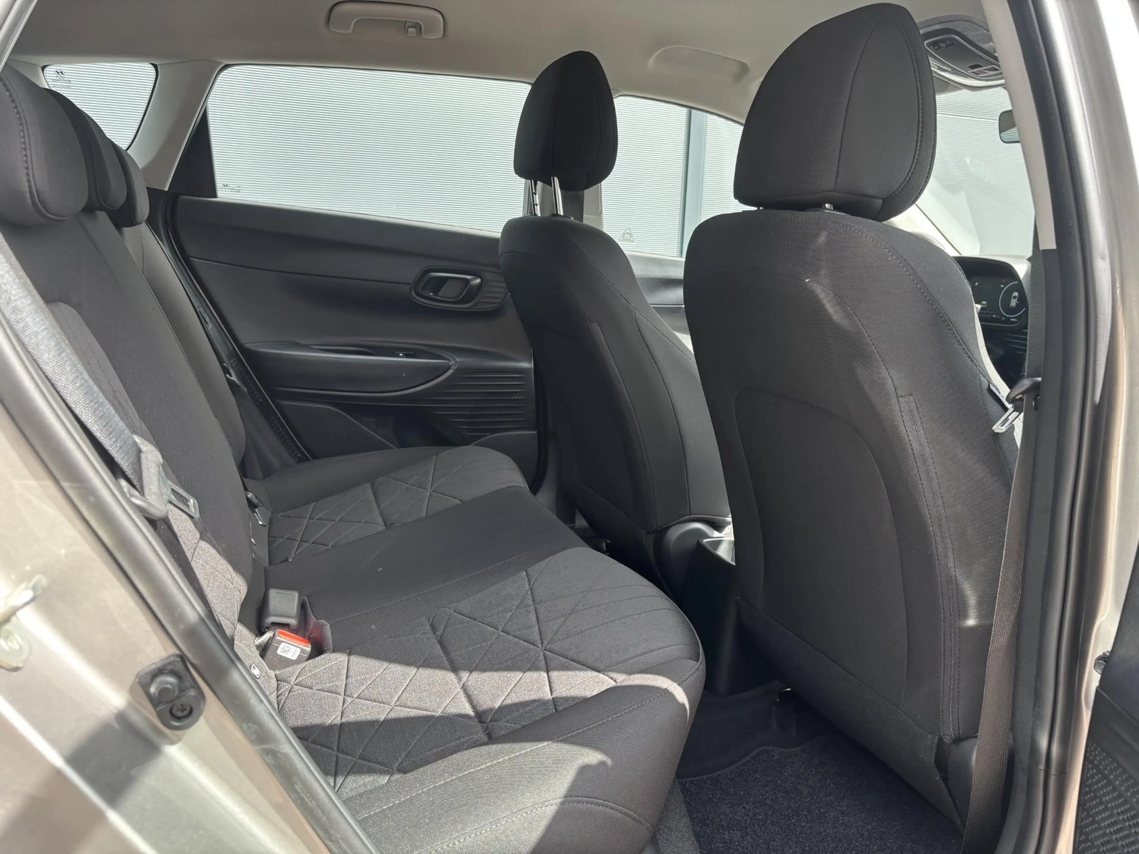 Hyundai BAYON 1.0 T-GDI Comfort Smart / Automaat / Dealer onderh — photo 22
