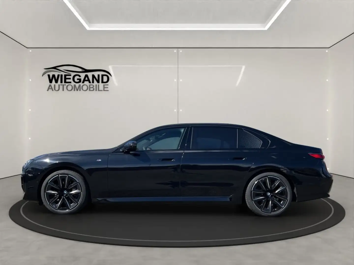 BMW 740 d xDrive+M-SPORTPAKET+INNO+STDH+KLIMA-AKUSTIK Noir - 2