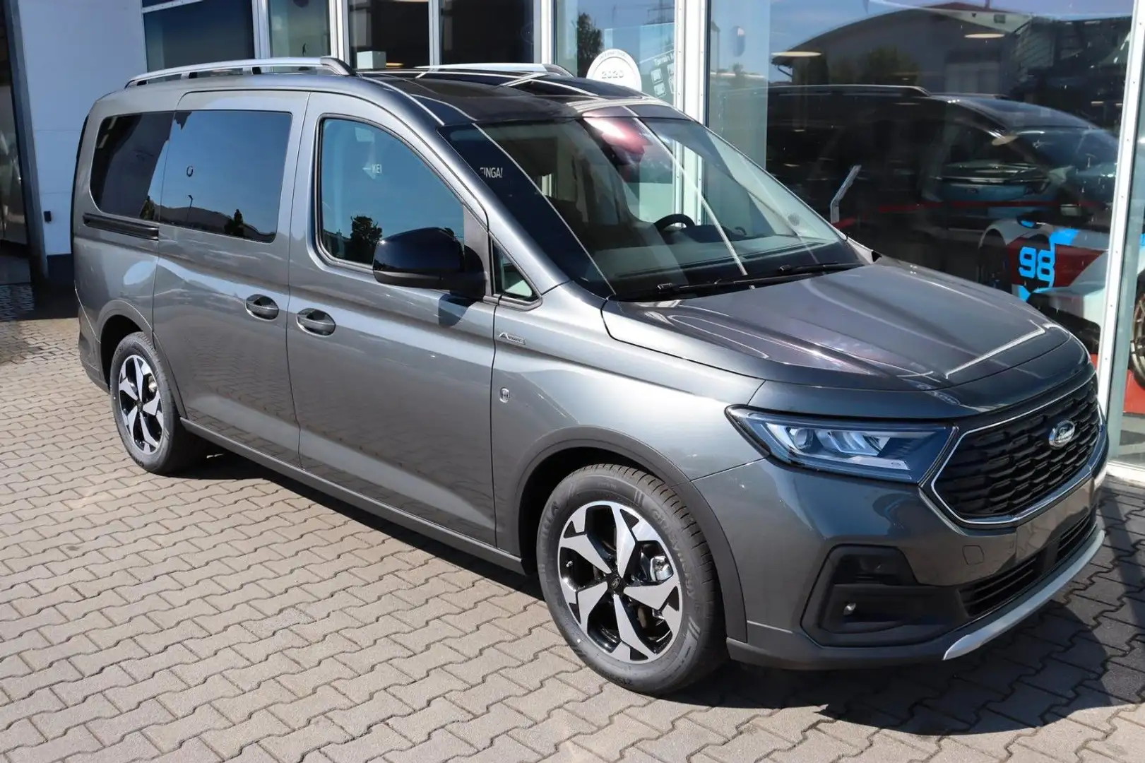 Ford Tourneo Connect Grand Tourneo Connect Active L2 4x4 4,99%FIN AHK Grau - 2