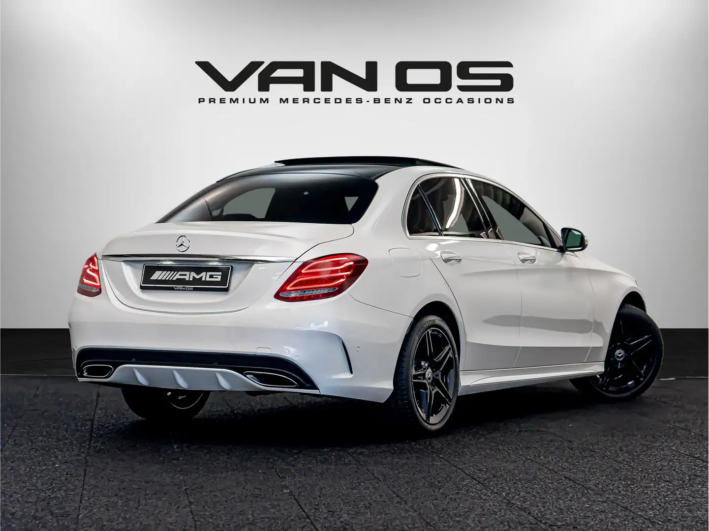 Mercedes-Benz C 200 C AMG Line | Panoramadak Wit - 2