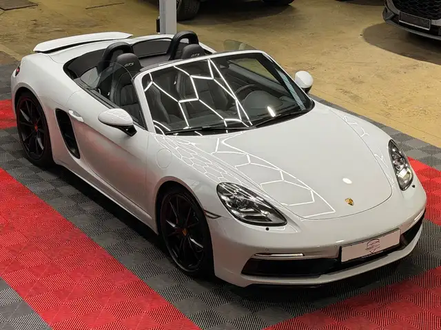 Porsche Boxster GTS Sport-Chrono Bose PDLS Sportabgas