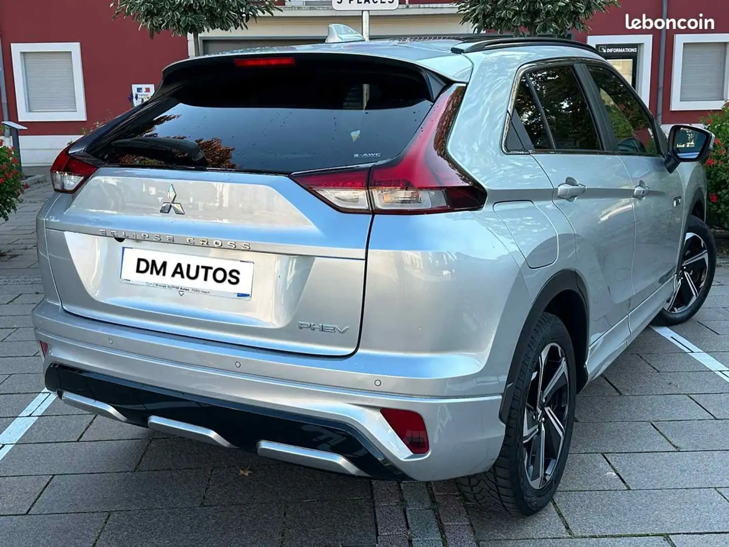 Mitsubishi Eclipse Cross 2.4 MIVEC PHEV Intense Design 4WD 2022 Gris - 2