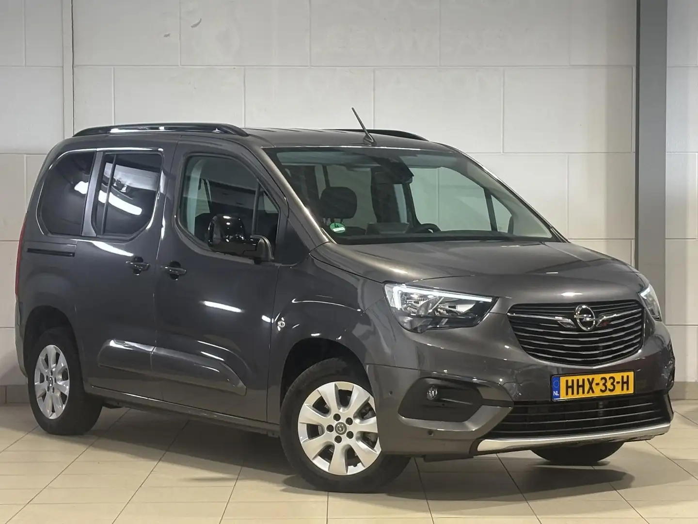 Opel Combo-e Life MPV Ultimate 50kWh 136pk | 3-FASEN | 180° CAMERA + Gri - 2