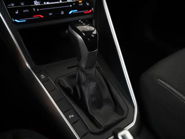 Volkswagen Polo view 10