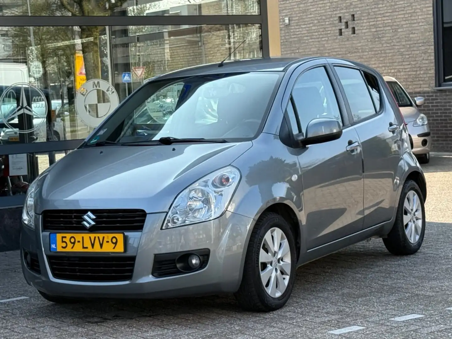 Suzuki Splash 1.0 Exclusive Airco Gri - 2