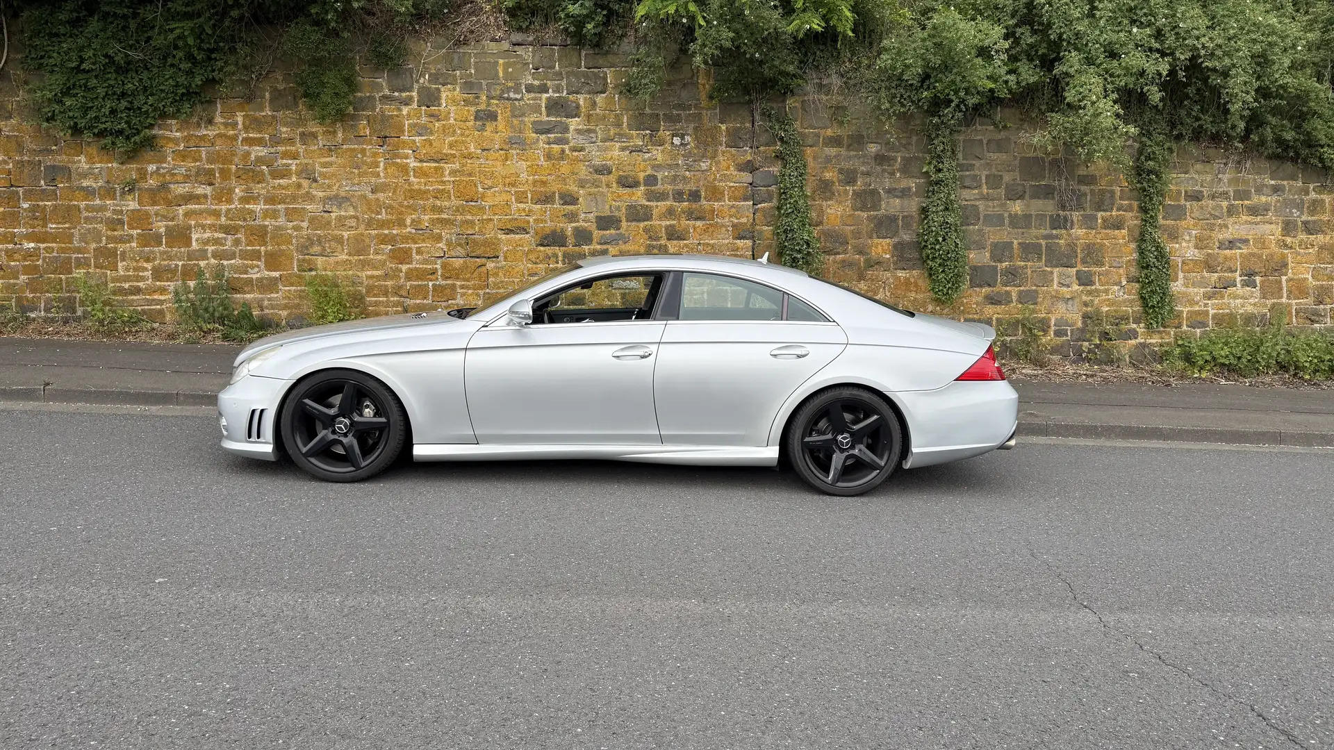 Mercedes-Benz CLS 500 CLS 500 (219.372) Grau - 1