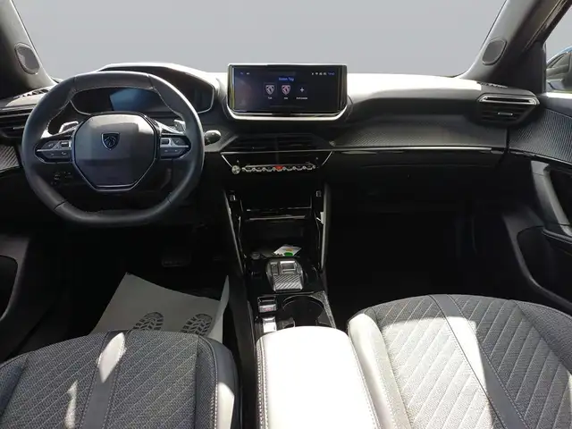 Peugeot 2008 view 10