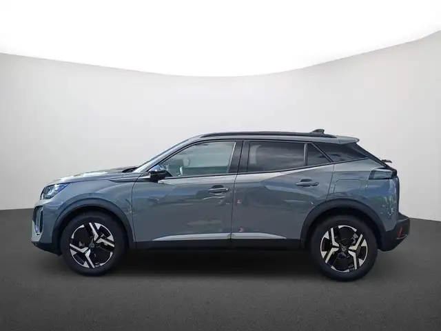Peugeot 2008 view 4