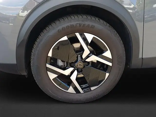 Peugeot 2008 view 8