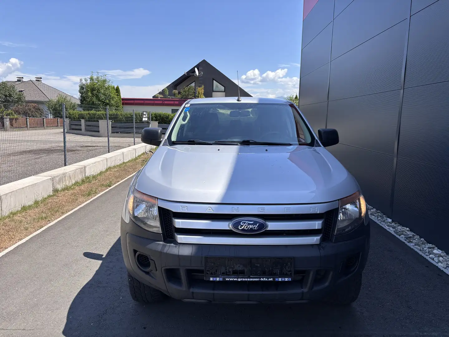 Ford Ranger XL - 2