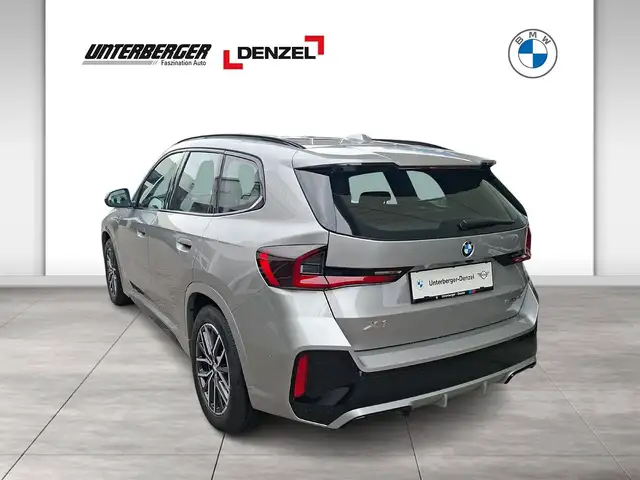 BMW X1 view 4