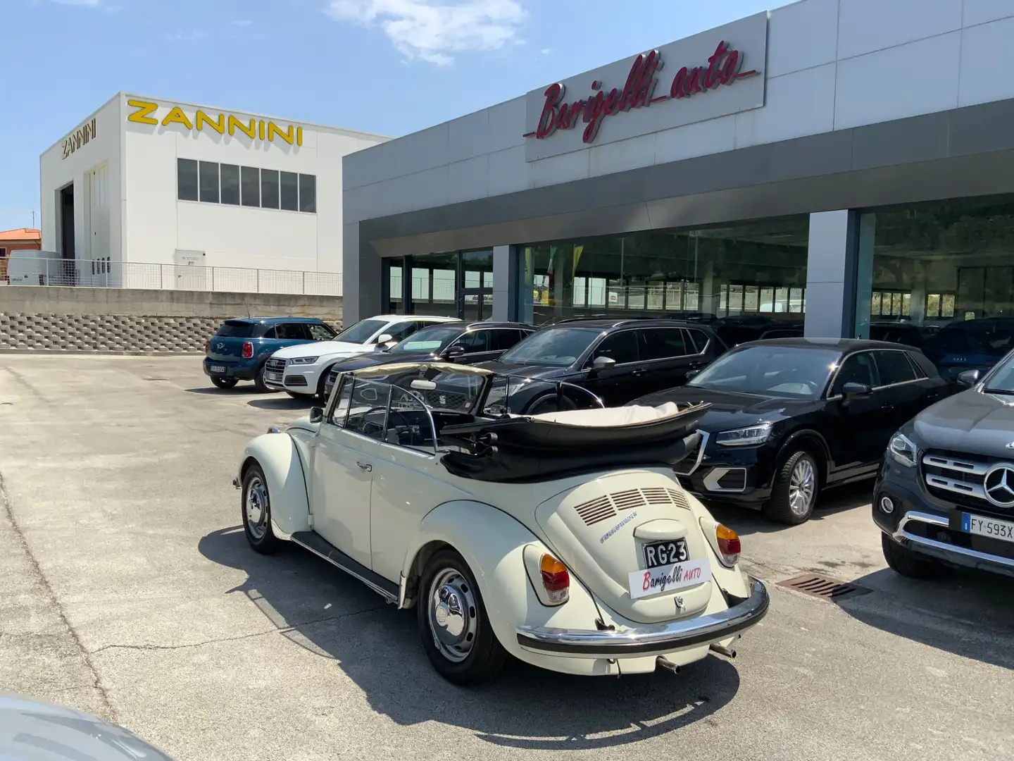 Volkswagen Maggiolino MAGGIOLINO CABRIO 1300C.C. Blanc - 1