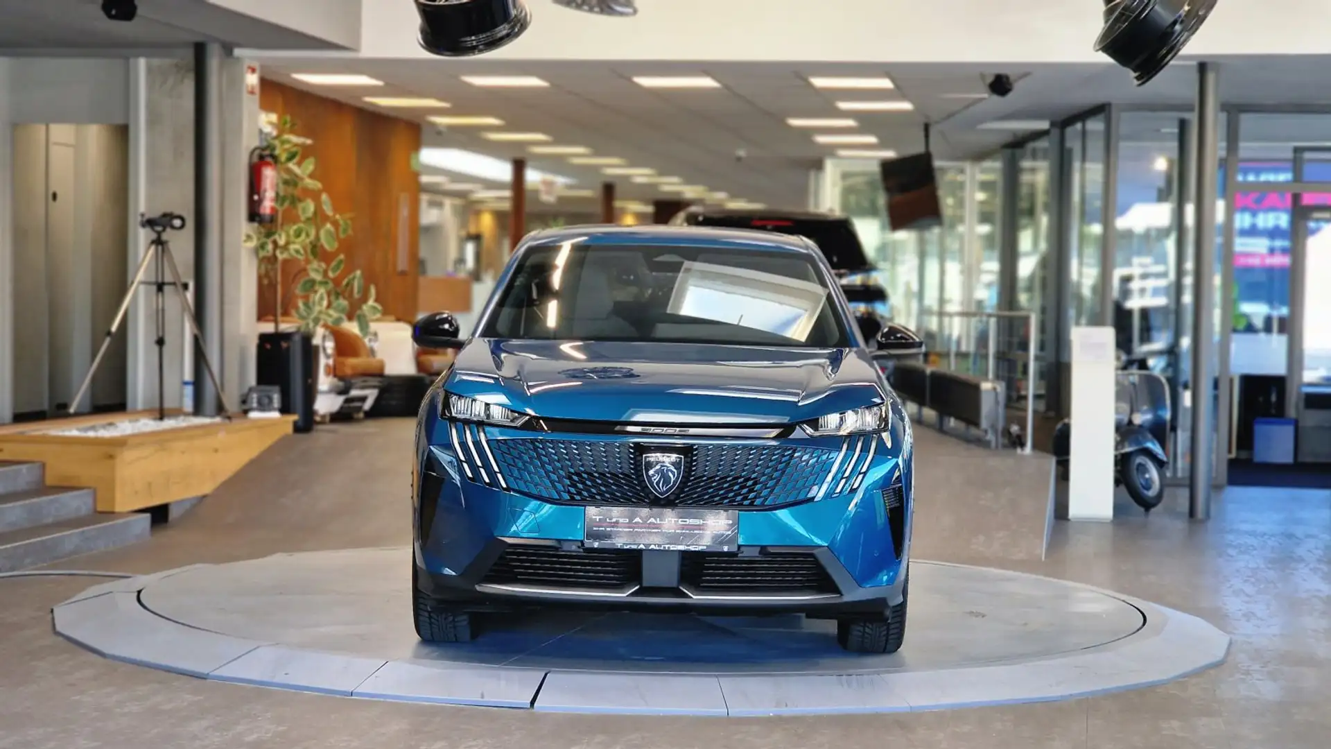 Peugeot 3008 Hybrid Allure Aut. *i-Cockpit*360°*19Zoll*LED* Bleu - 2