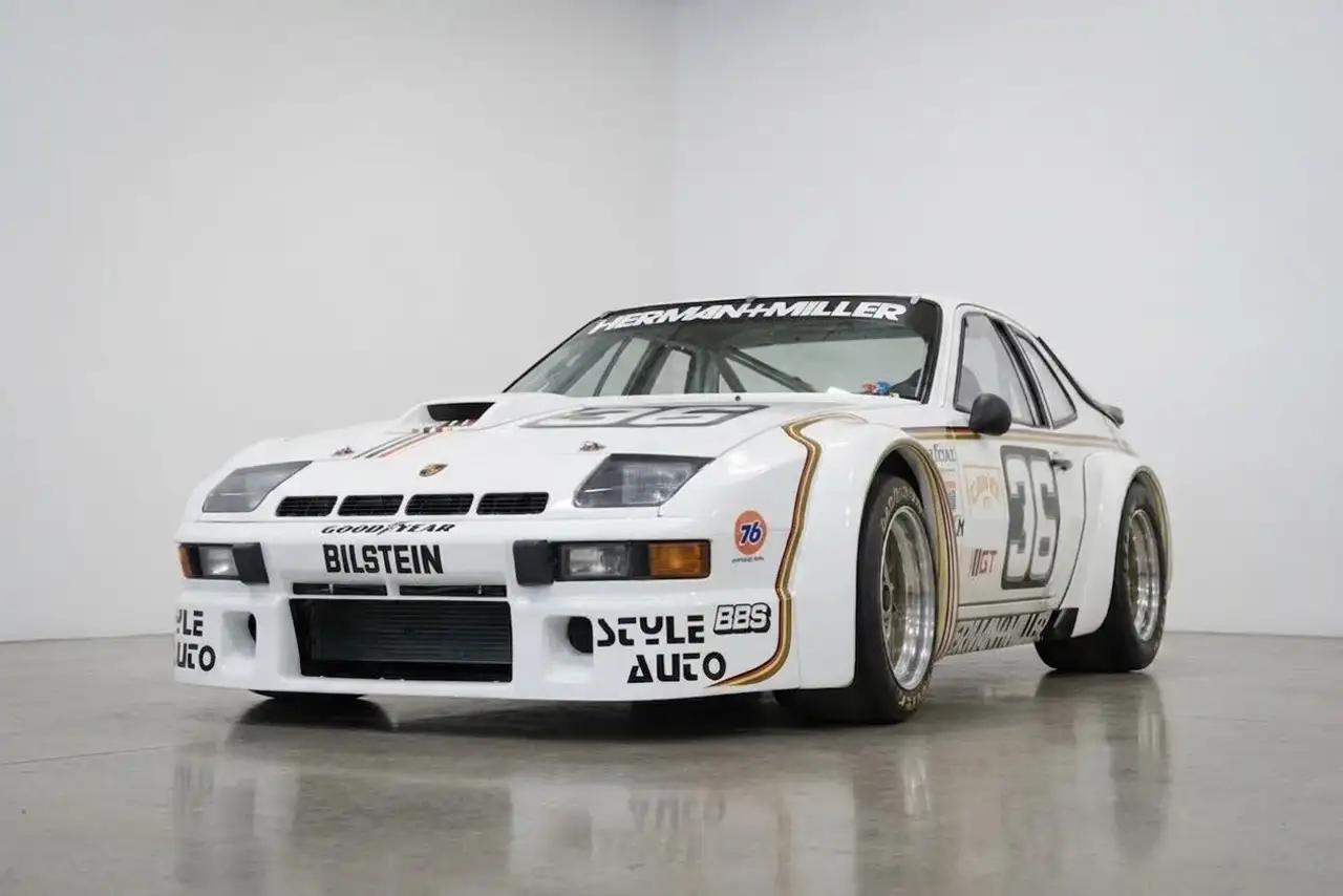 Porsche 924 Turbo GTR, foto 1