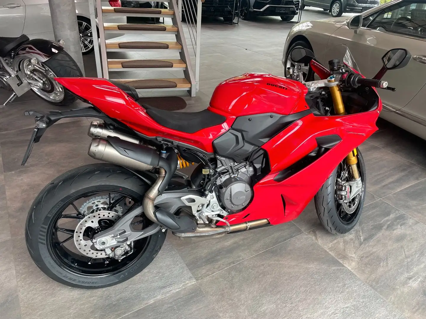 Ducati Panigale V2 S*TEMPOMAT*NEU* Rosso - 2
