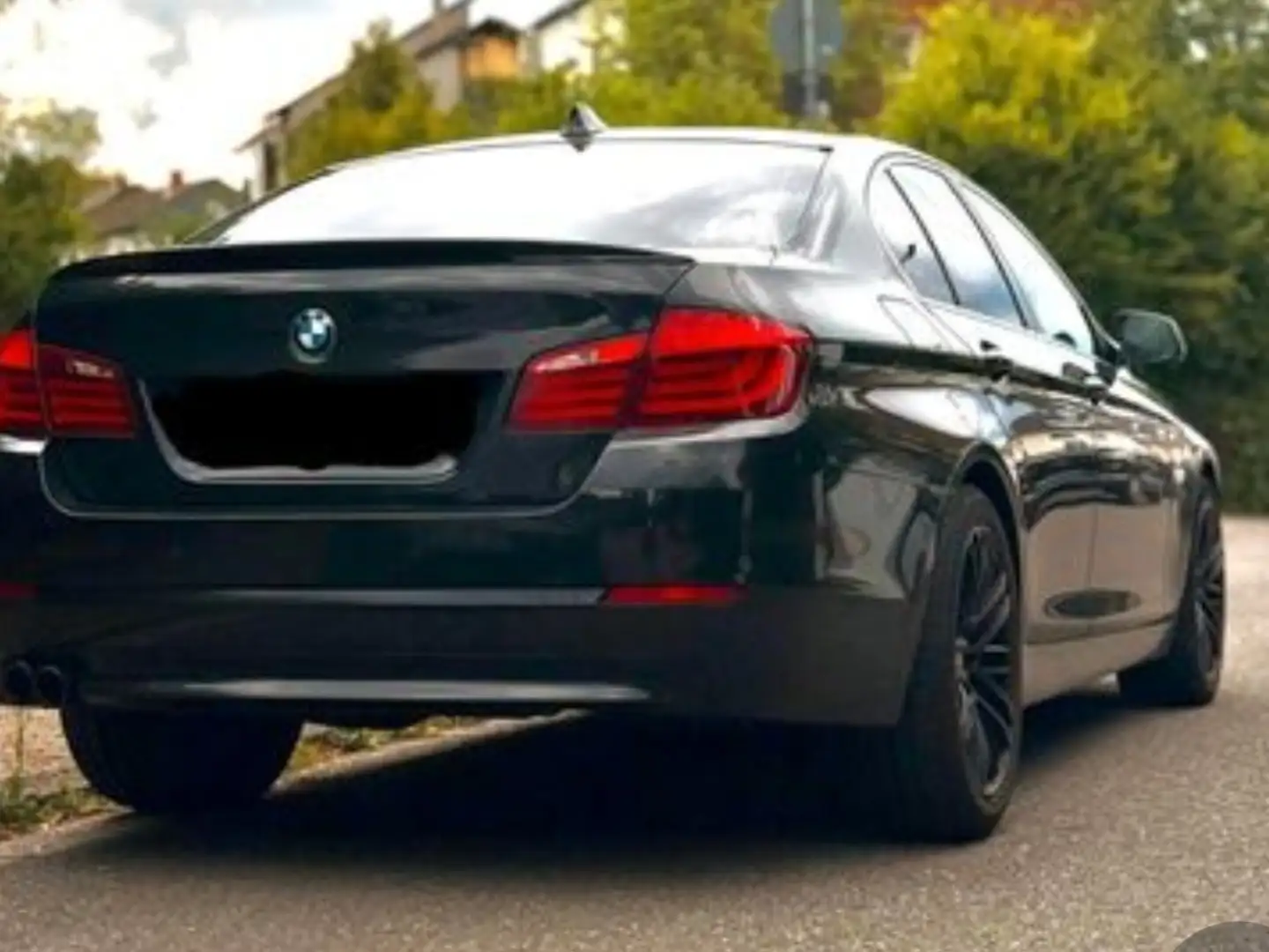 BMW 520 520d Efficient Dynamics Edition Schwarz - 1