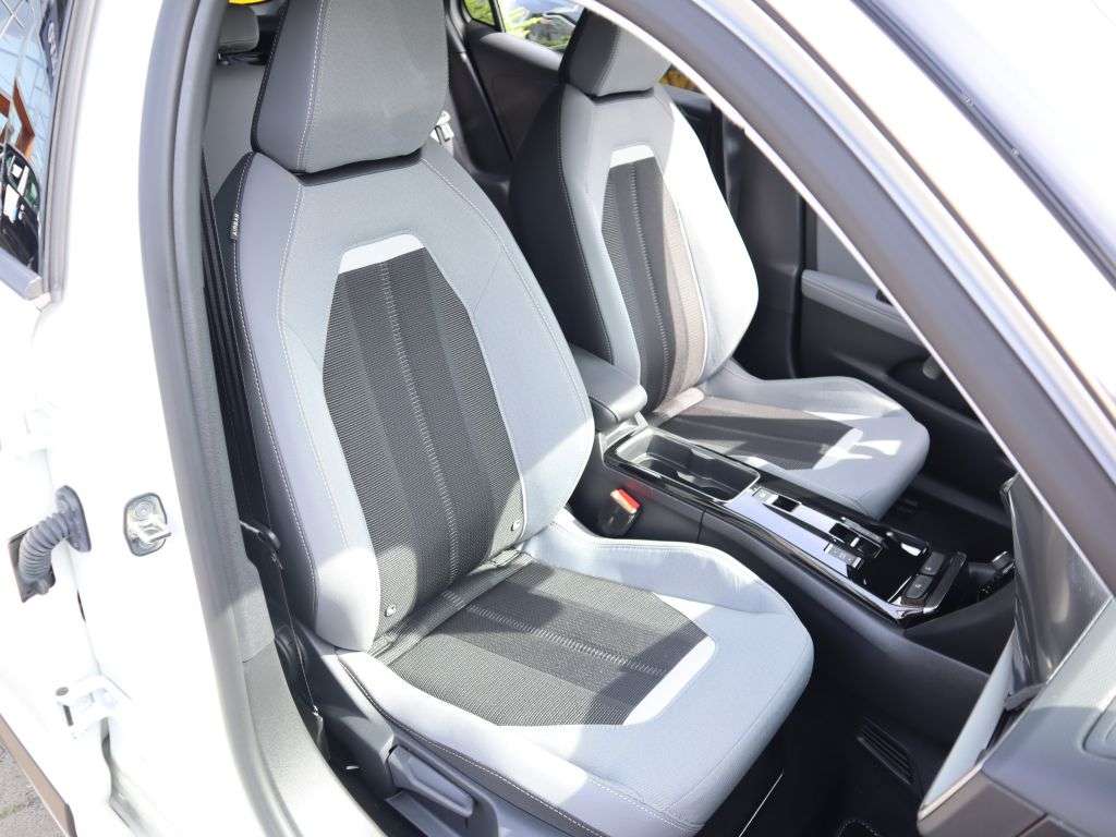 Opel Mokka E