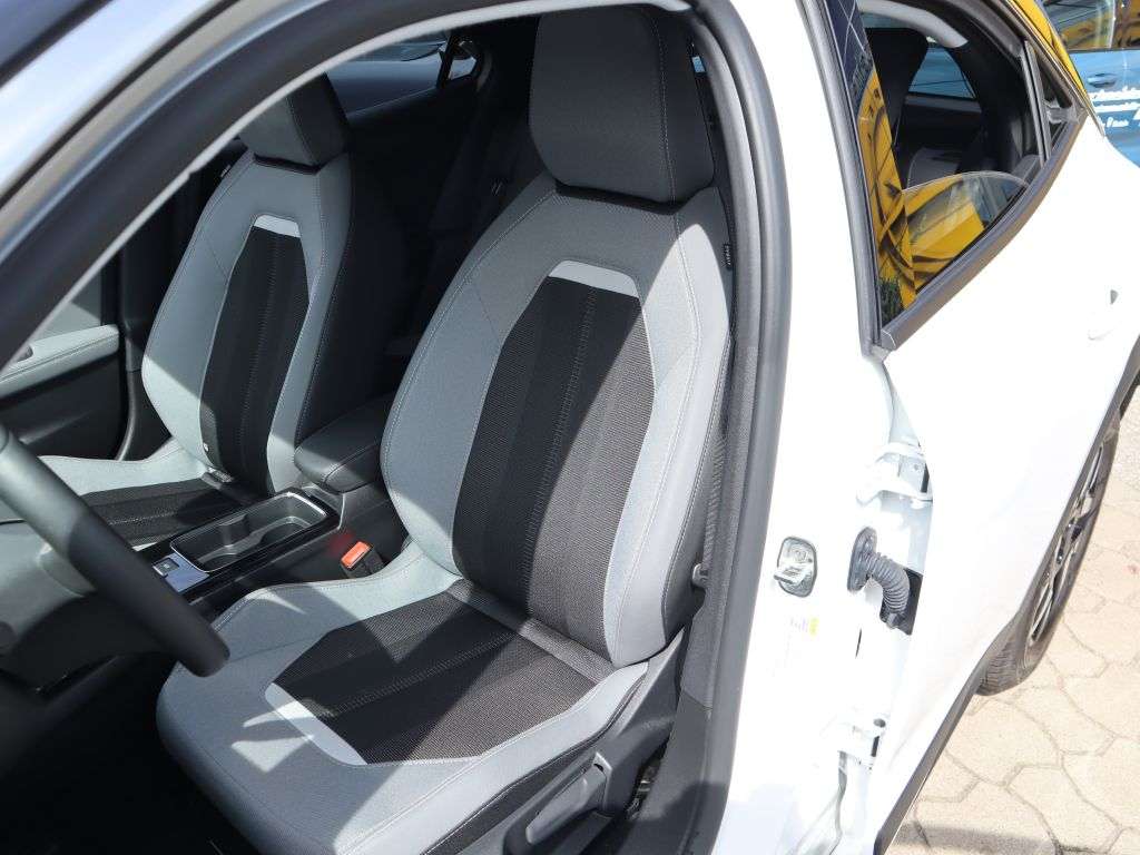 Opel Mokka E