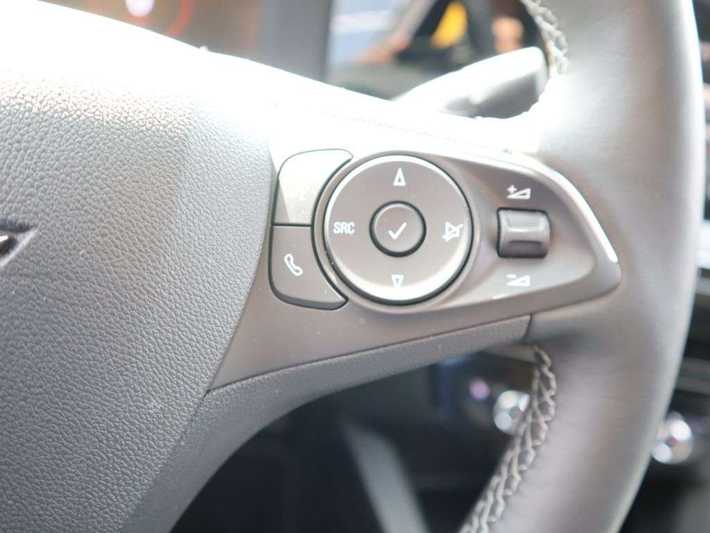 Opel Mokka E