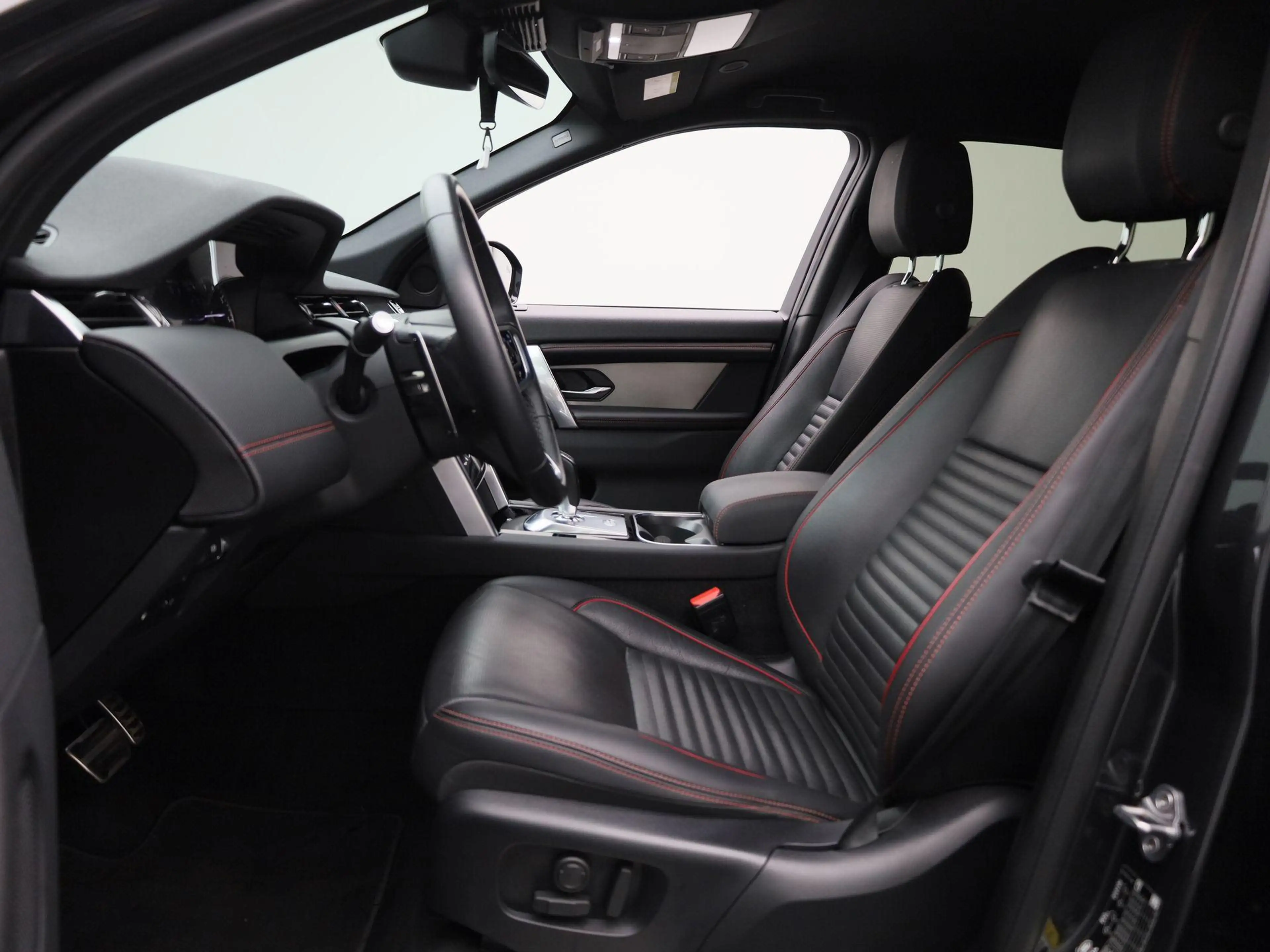 Land Rover Discovery Sport P300e PHEV AWD Auto R-Dynamic S | NAVIGATIE | LEDE — photo 11
