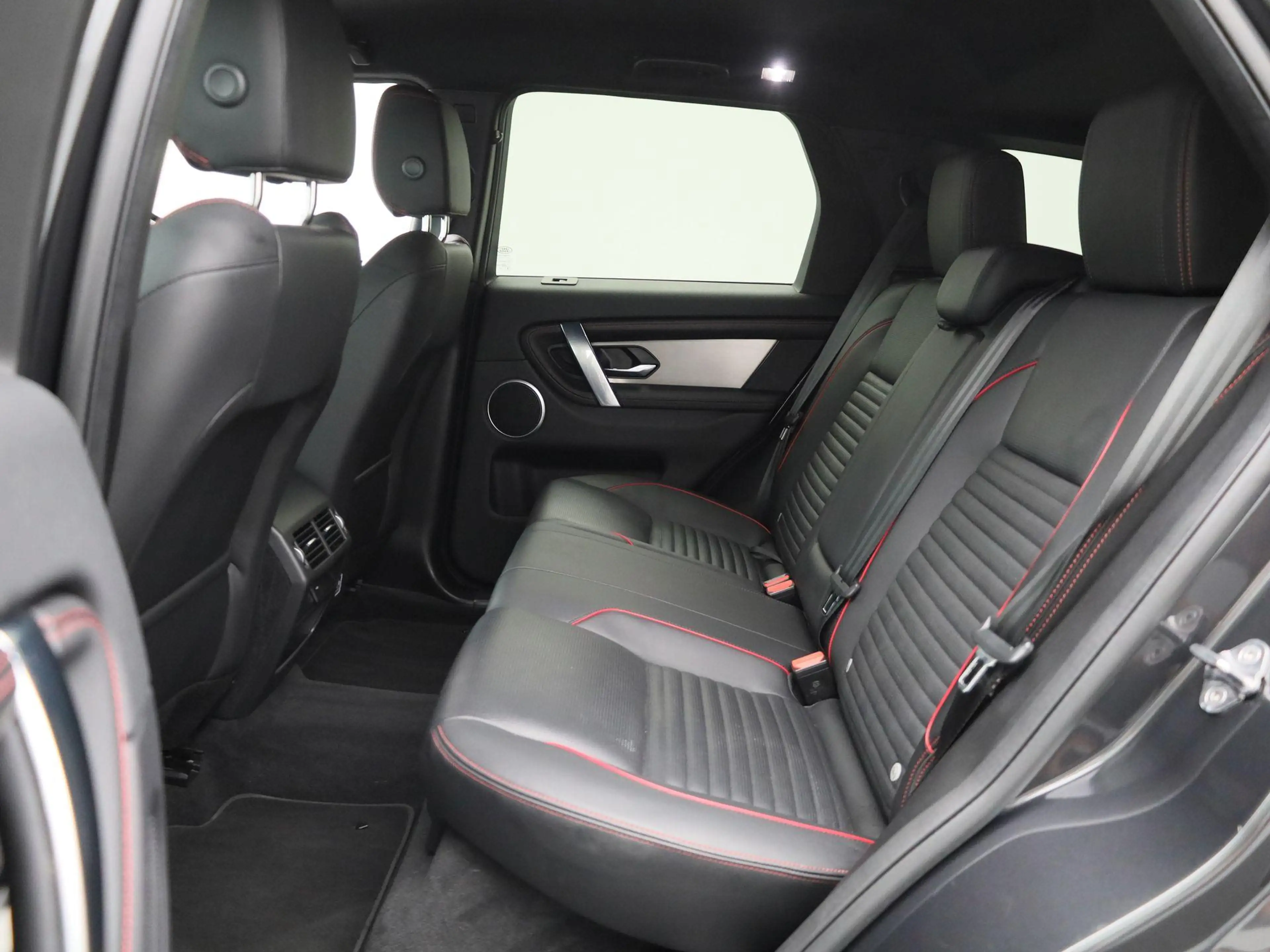 Land Rover Discovery Sport P300e PHEV AWD Auto R-Dynamic S | NAVIGATIE | LEDE — photo 12