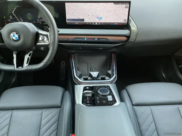BMW X3 view 7
