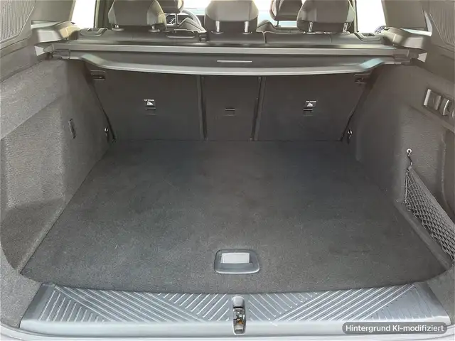 BMW X3 view 12