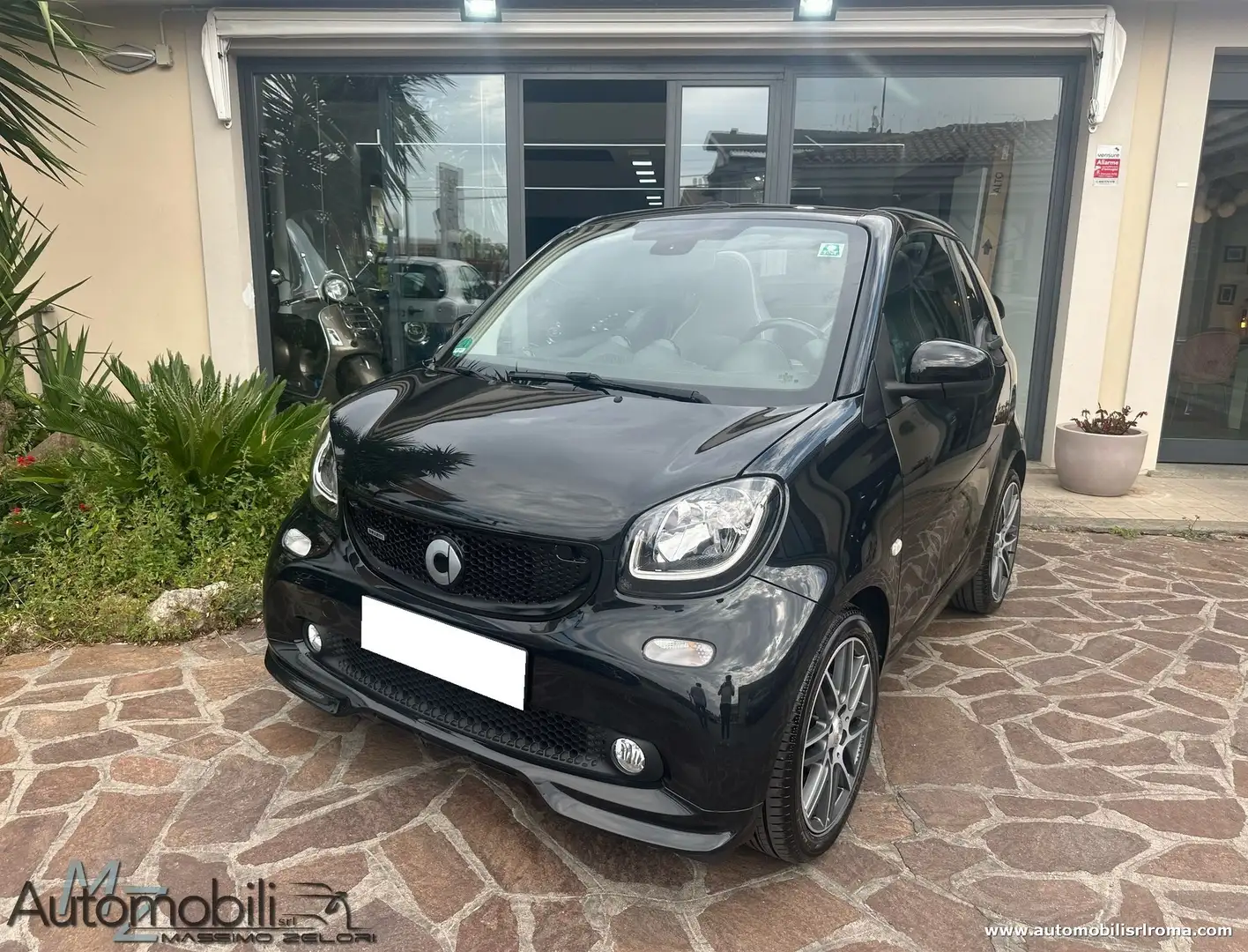 smart forTwo CABRIO BRABUS Noir - 1