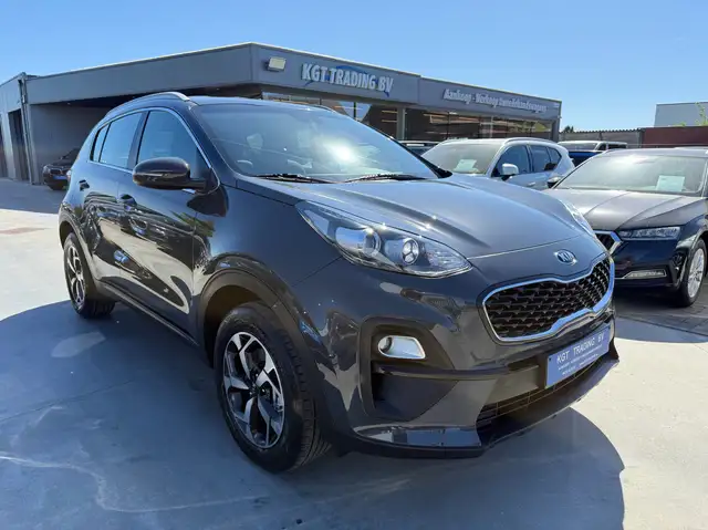 Kia Sportage view 3