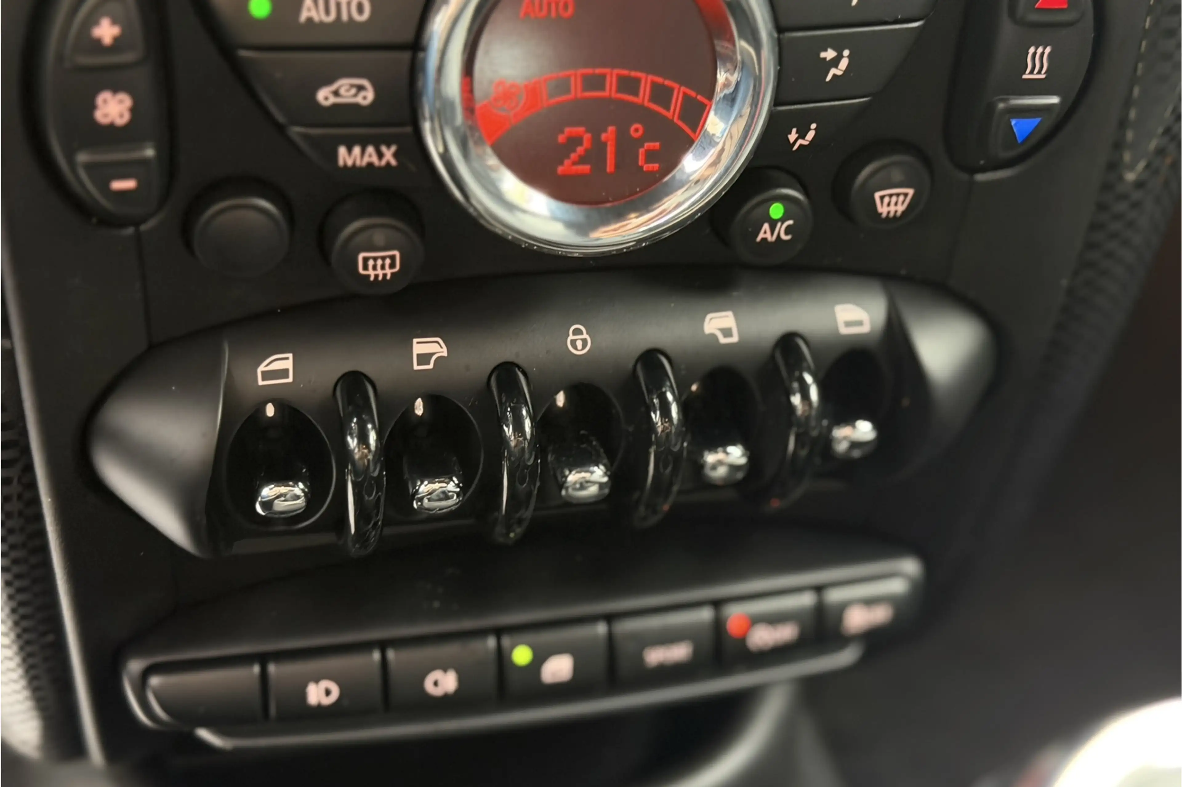 MINI Cooper S Countryman 1.6 Chili | Sportleder | PDC A | Bluetooth | NAVI — photo 26