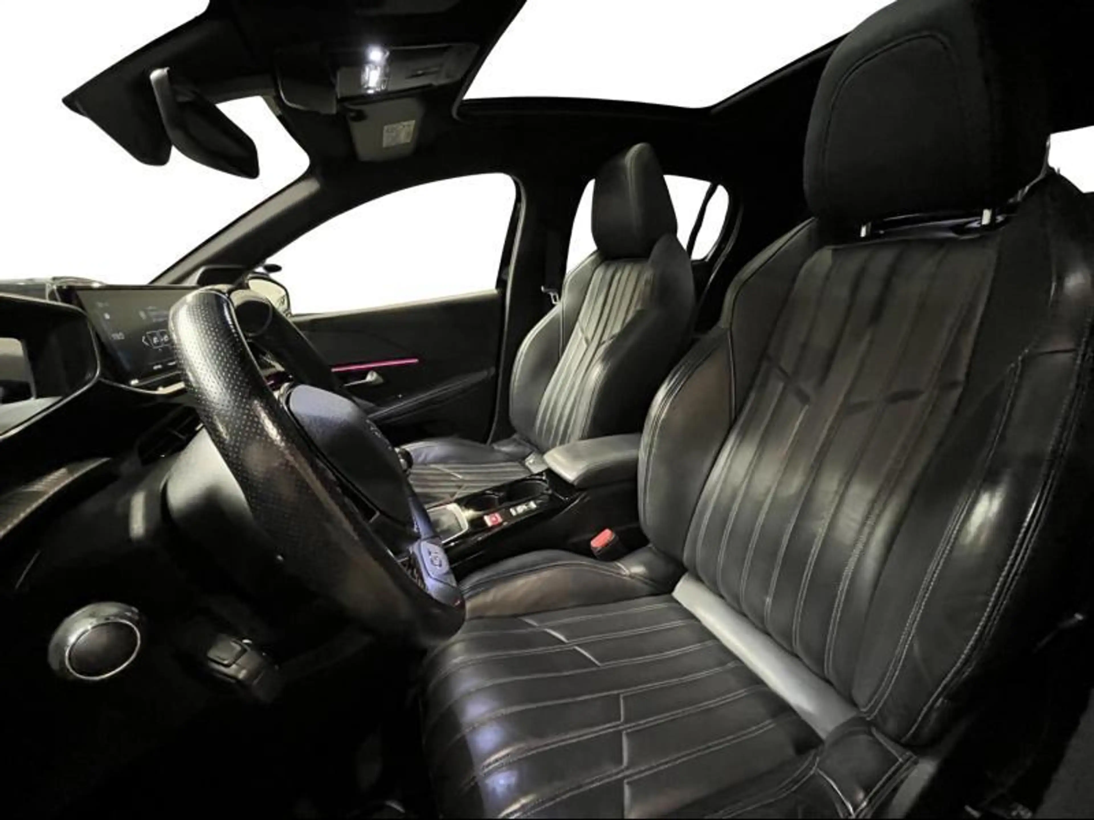 Peugeot 208 GT Line | 360° | Carplay | — photo 13