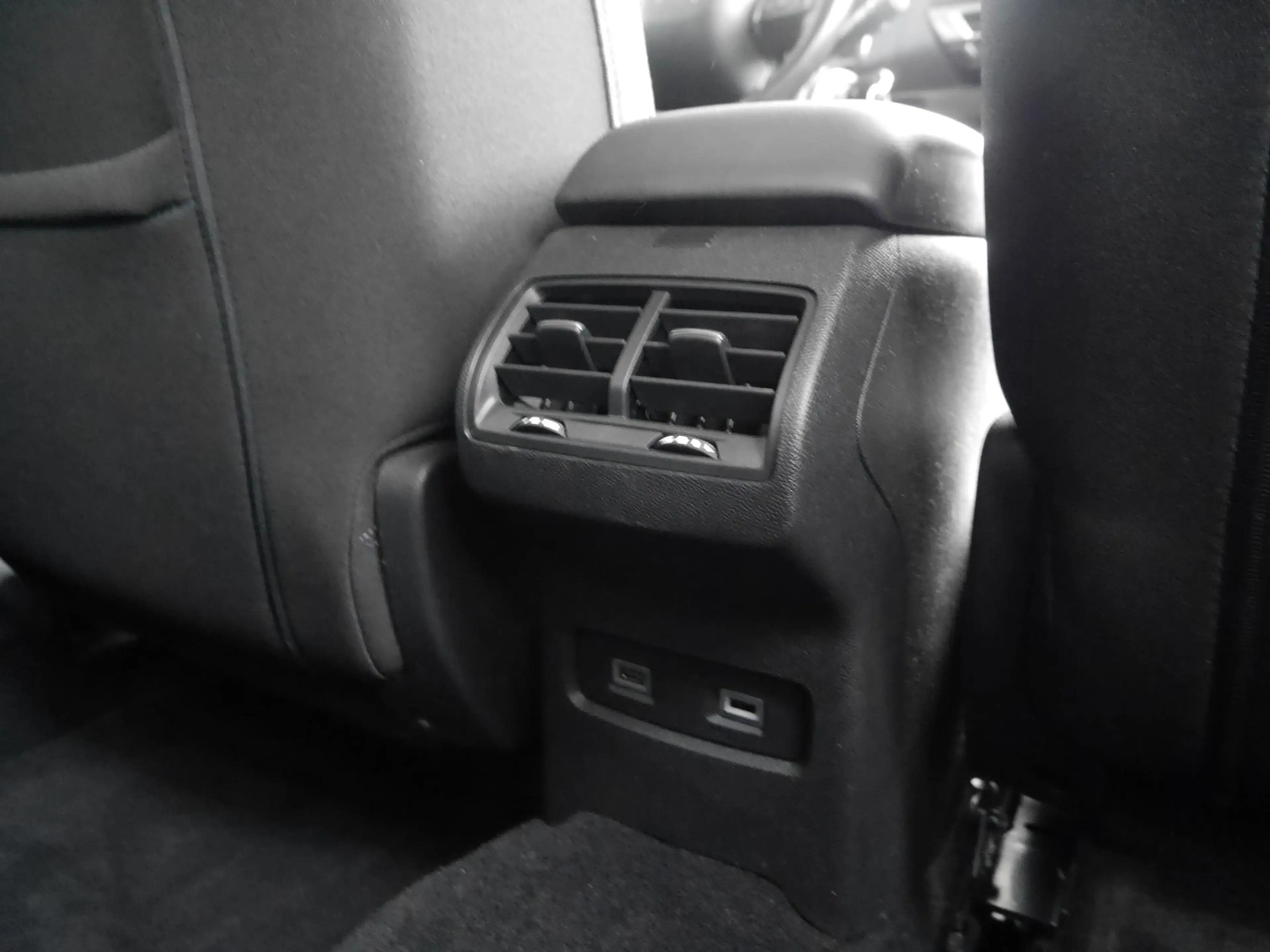 Citroen E-C4 Electric Feel Edition 50 kWh | Stoel en stuurverwarming | H — photo 14