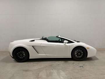 5.0 V10 Spyder BTW 21% Lift Navi Leer Clima