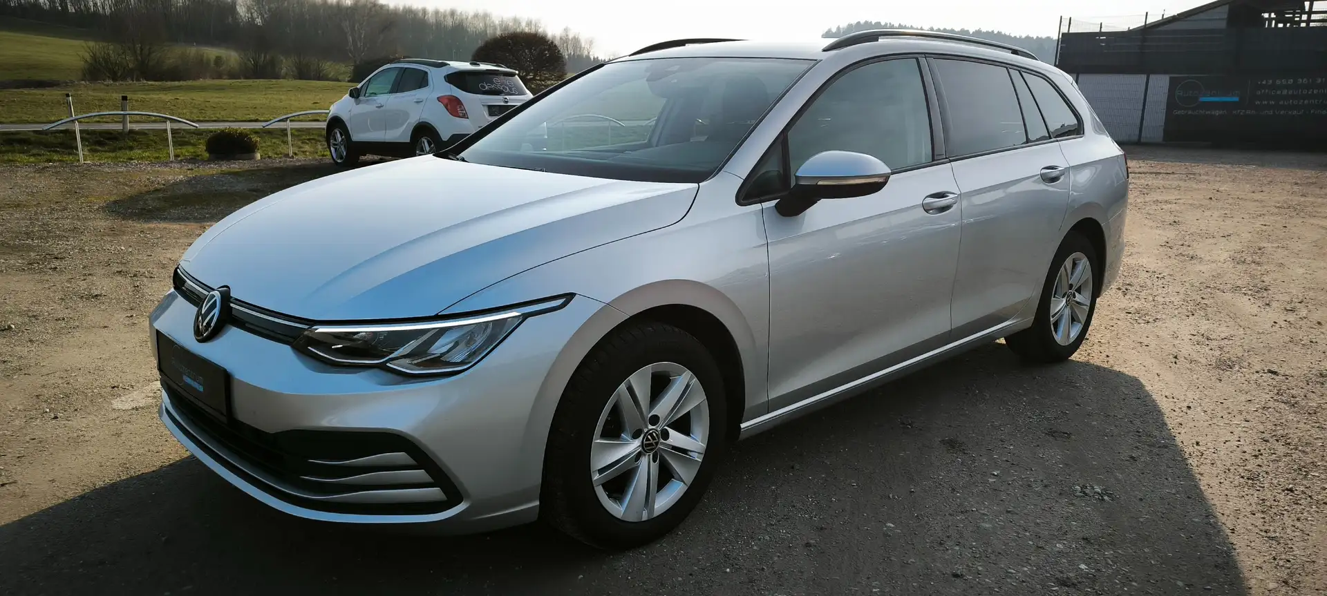 Volkswagen Golf Variant Life Grau - 1