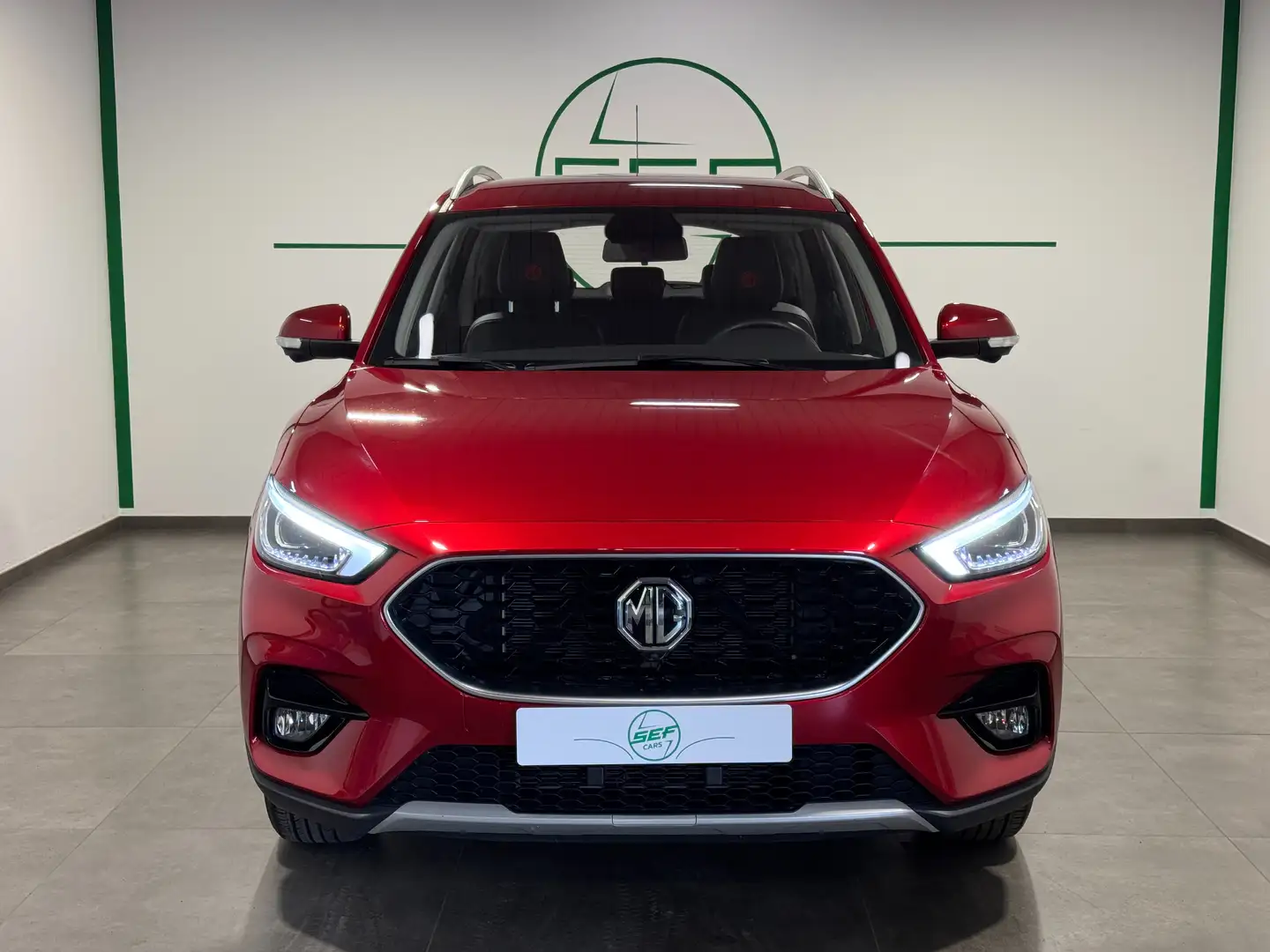 MG ZS * 1.5 VTi-Tech * Luxury * GPS * Cuir ** 60 mois * Rood - 2
