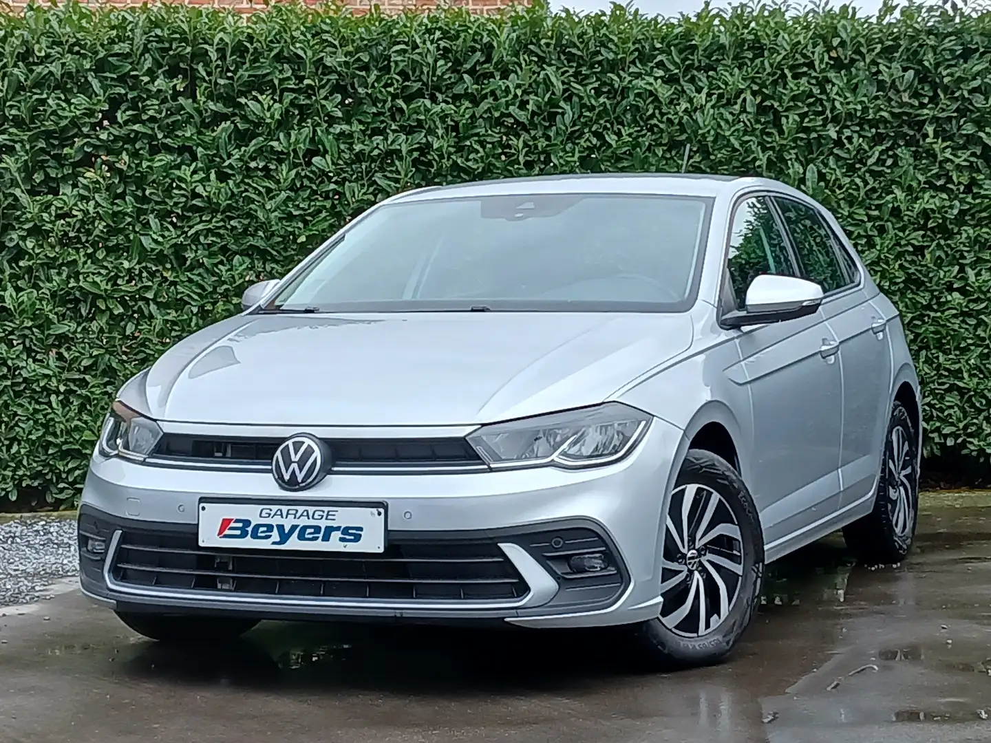 Volkswagen Polo 1.0 TSI Life OPF DSG Zilver - 1