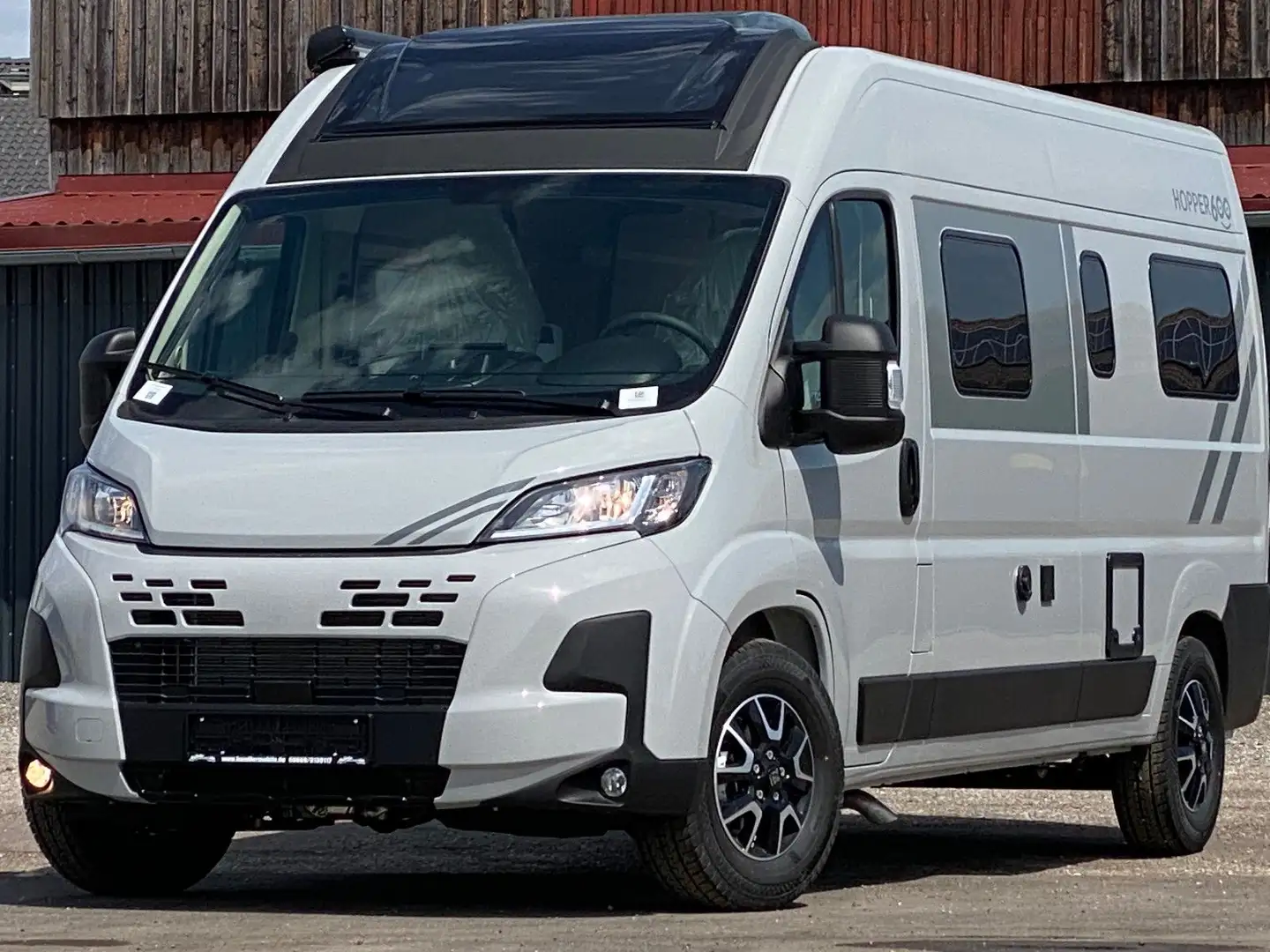 LMC INNOVAN 600 ,Dieselheizung,Modell 25 Skyroof Grau - 1