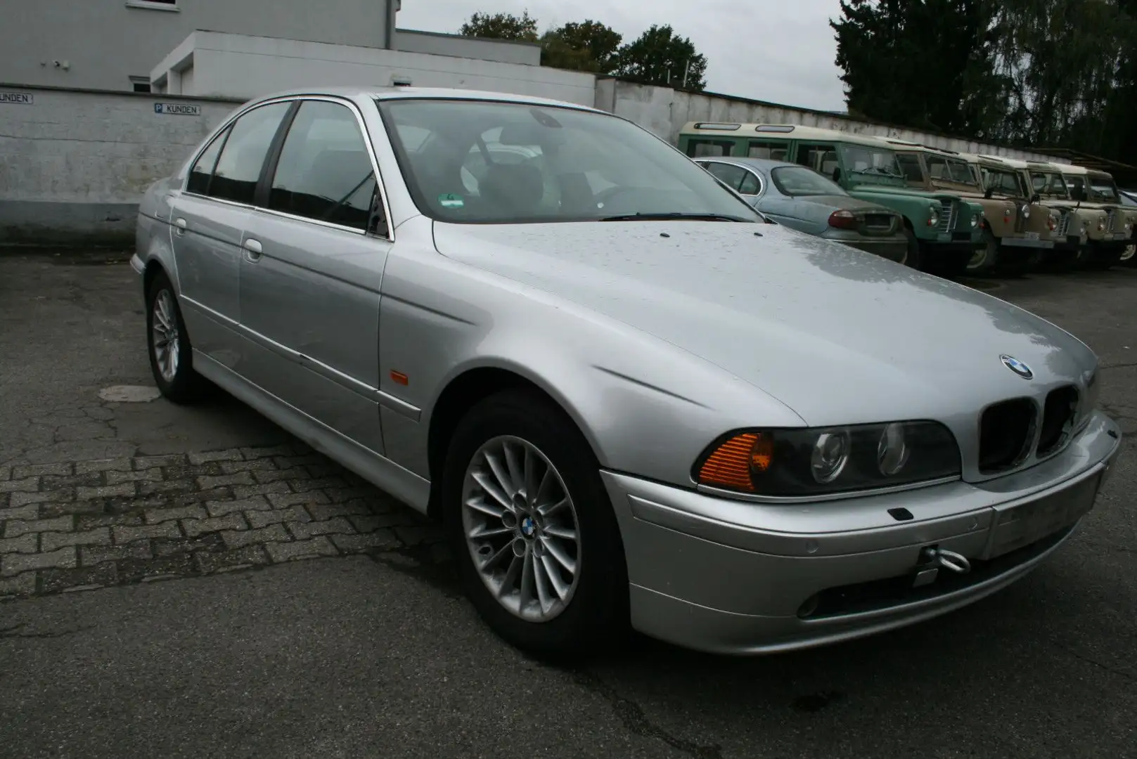 BMW 520 i Lifestyle MOTORSCHADEN-DEFEKT Argent - 1