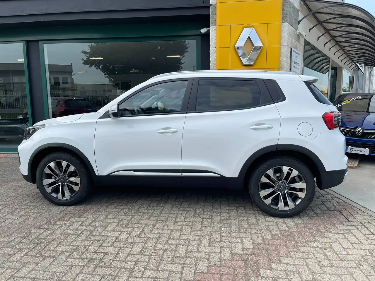 DR Automobiles DR5.0 2025