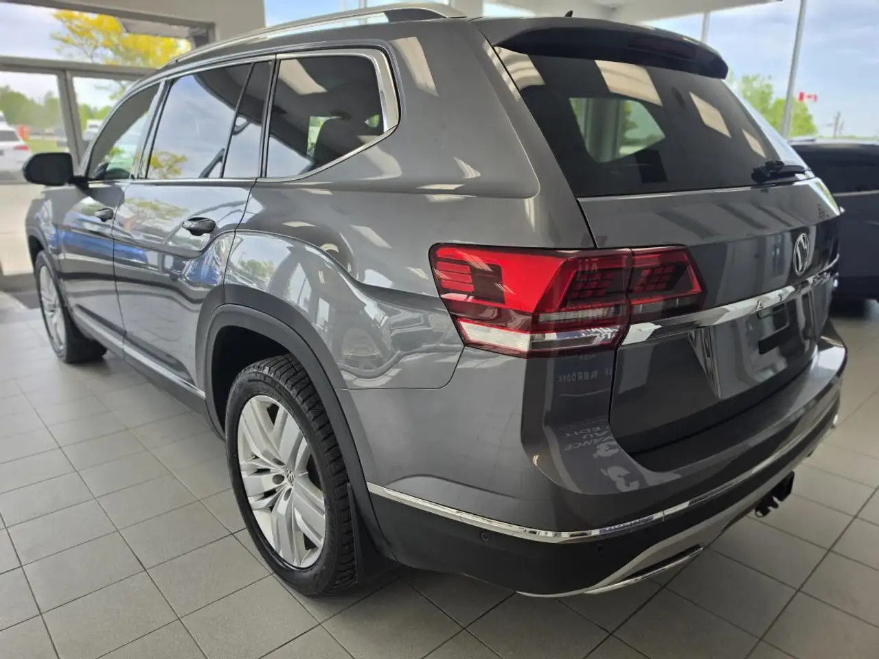 Volkswagen Atlas снимка Volkswagen Atlas