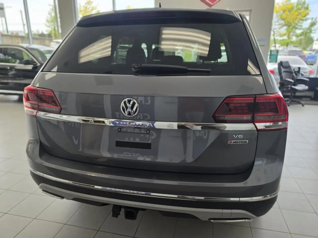 Volkswagen Atlas снимка Volkswagen Atlas